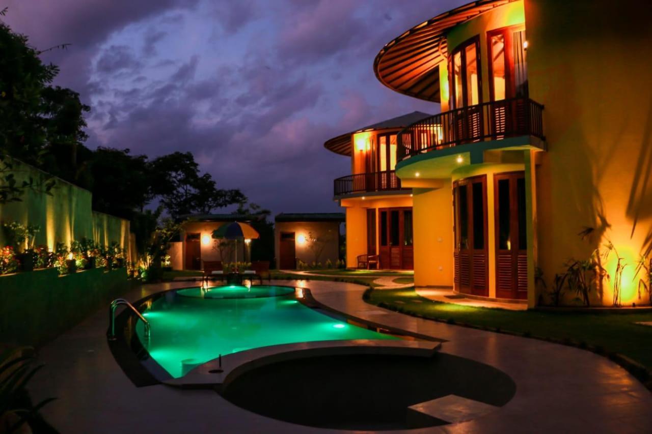 Senu Lagoon Villa Tangalle Exteriör bild