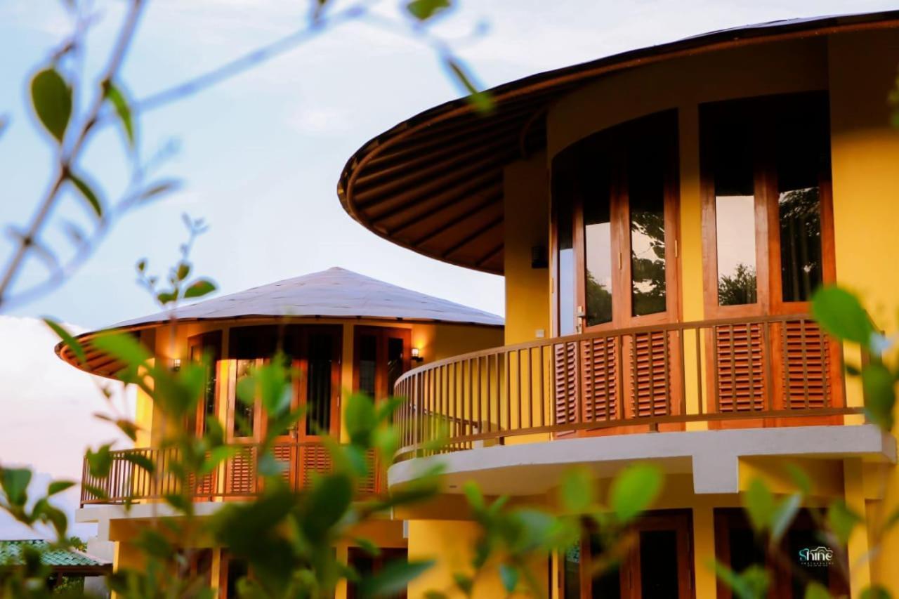 Senu Lagoon Villa Tangalle Exteriör bild