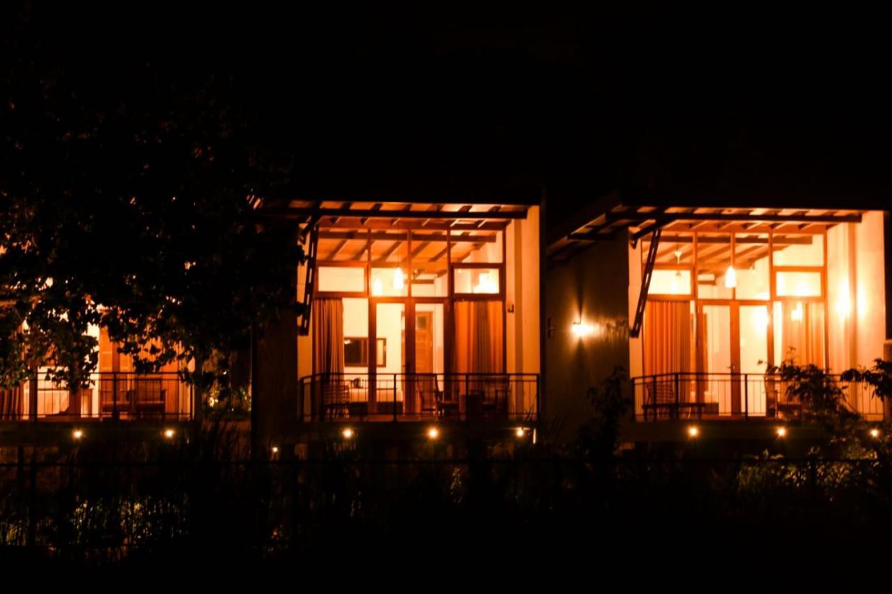Senu Lagoon Villa Tangalle Exteriör bild