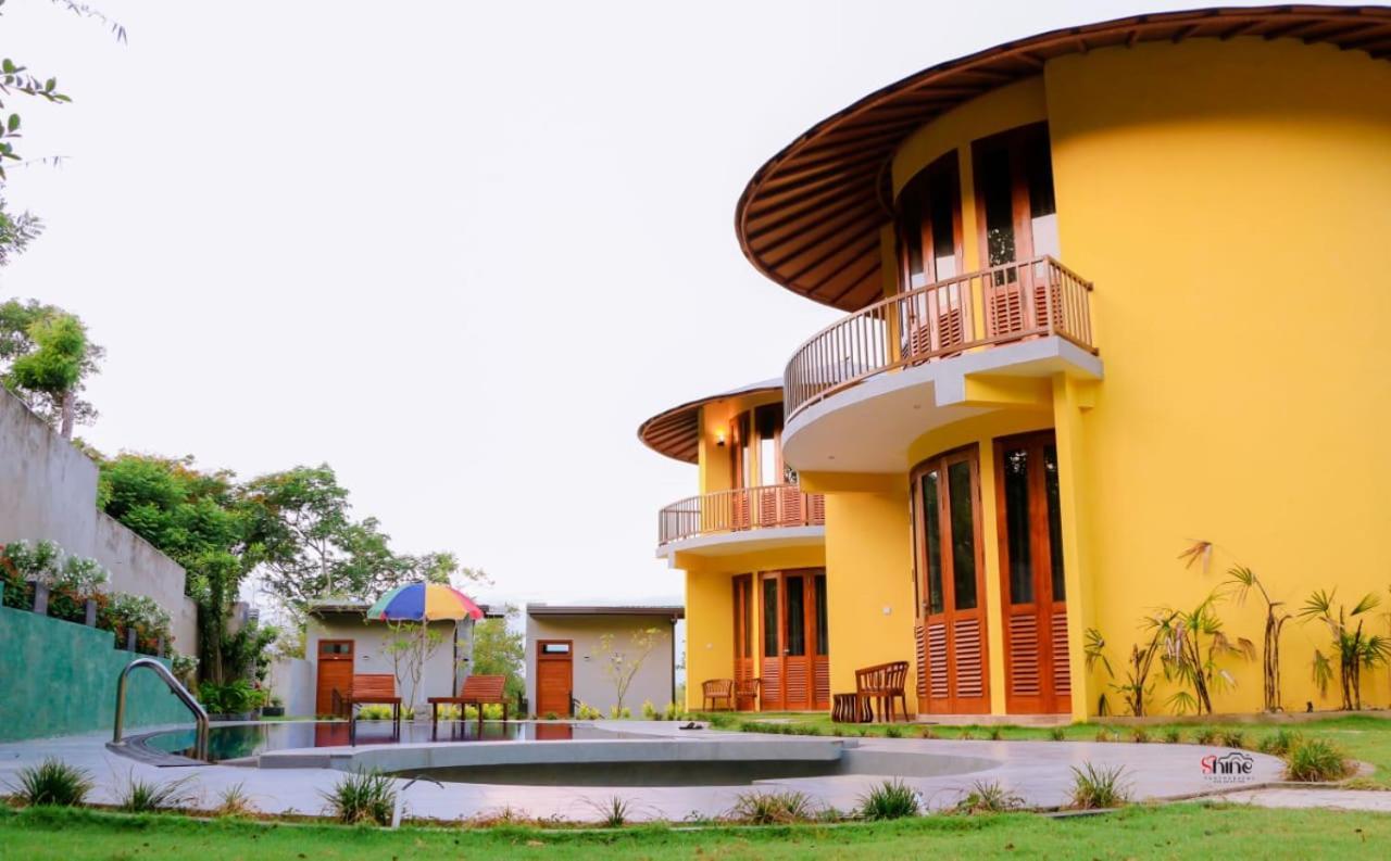 Senu Lagoon Villa Tangalle Exteriör bild