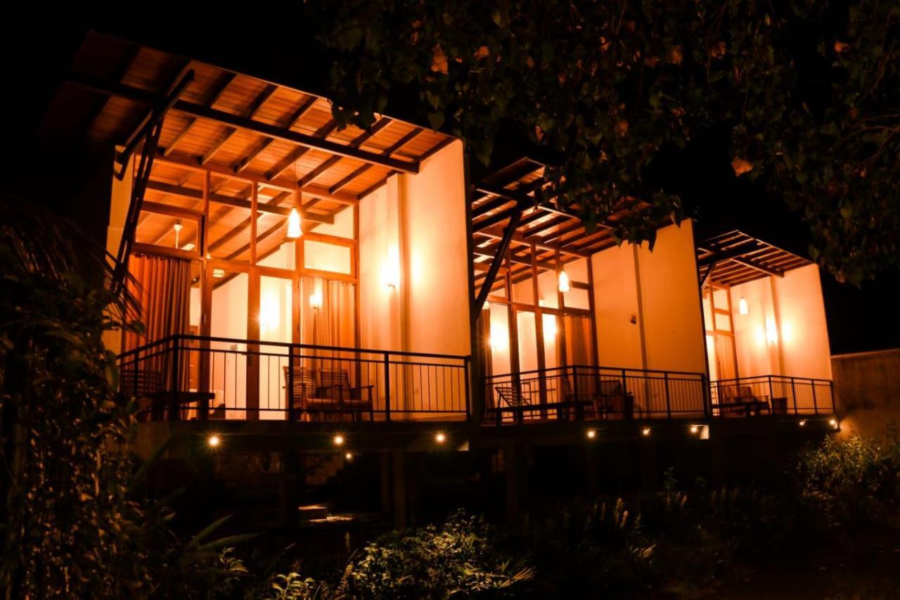 Senu Lagoon Villa Tangalle Exteriör bild